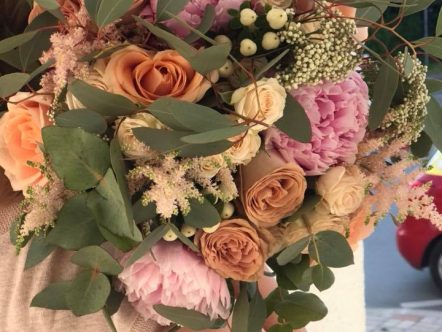 BUCHET DE MIREASA 37