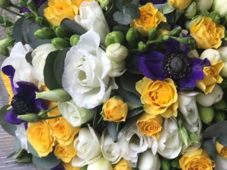 BUCHET DE MIREASA 67