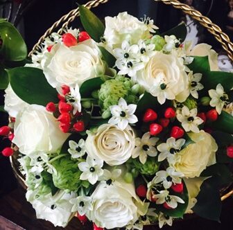 BUCHET DE MIREASA 73